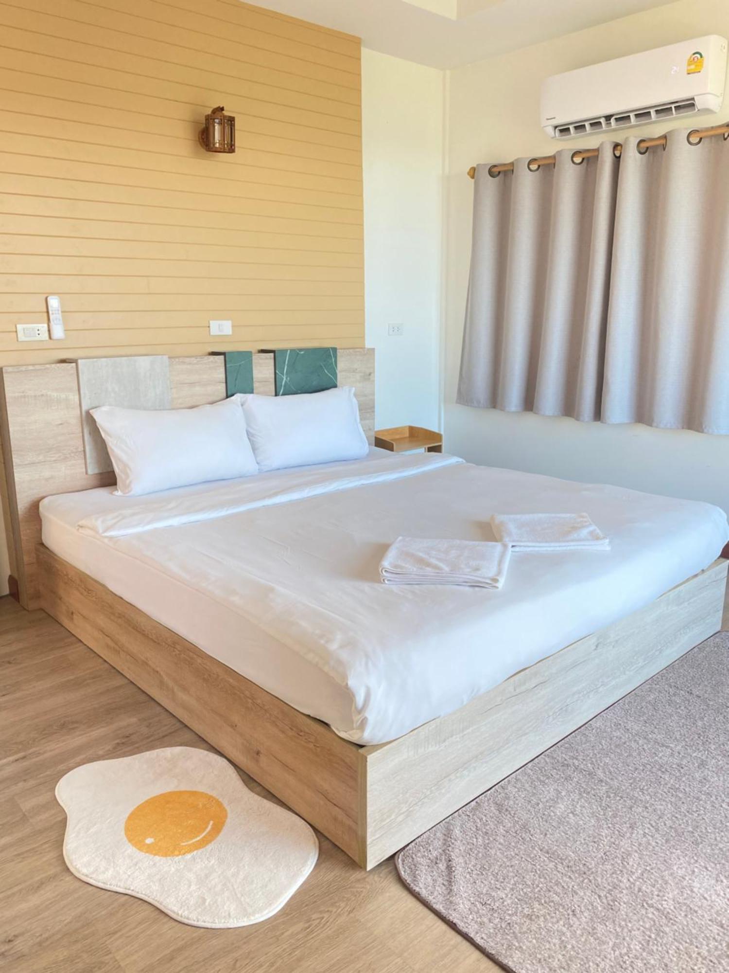 The Moon Camp Khanom Ban Phlao Экстерьер фото